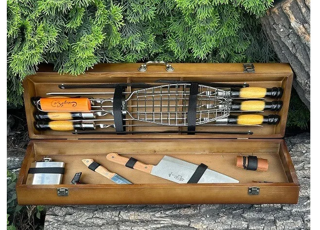 Подарунковий набір шампурів Mzavod Майстер BBQ темний кейс Фото 1